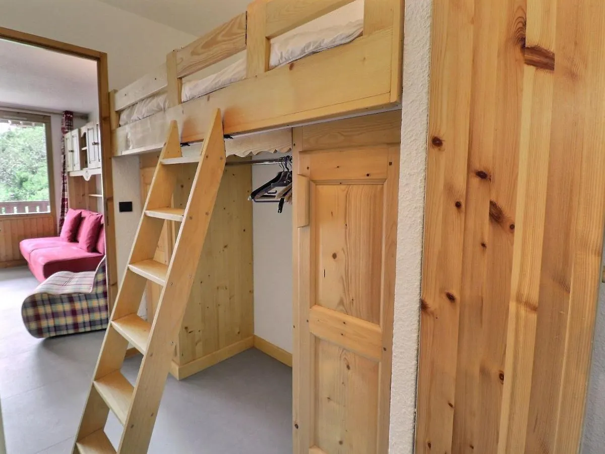 Charmant 2P Avec Balcon S/E, Proche Pistes Et Commerces, Tout Equipe - 73550 Les Allues - Fr-1-182-256
